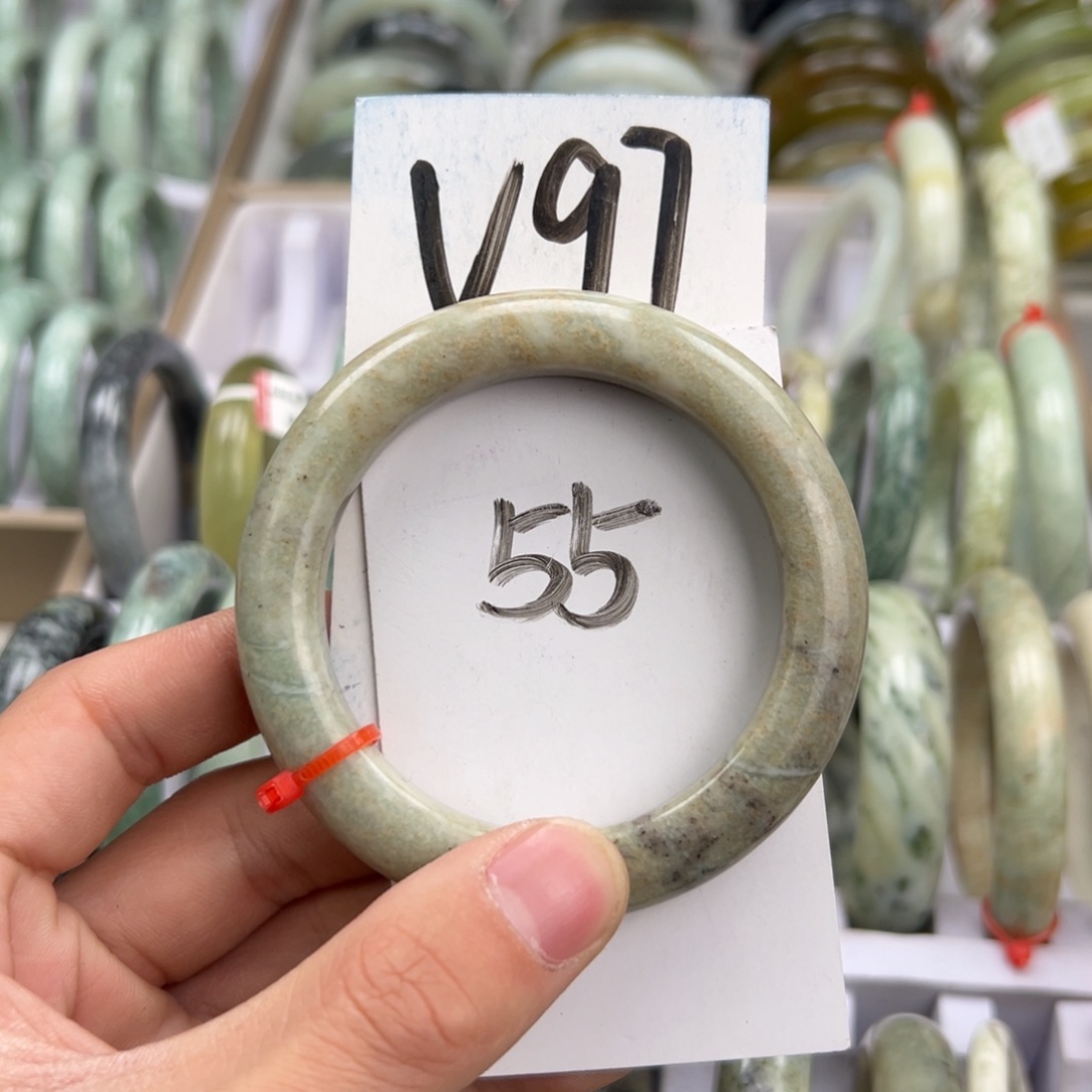 岫玉手镯未镶嵌天然岫玉微瑕