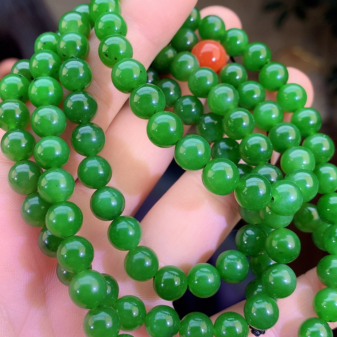 吊坠(不含链)未镶嵌和田玉（碧玉）项链