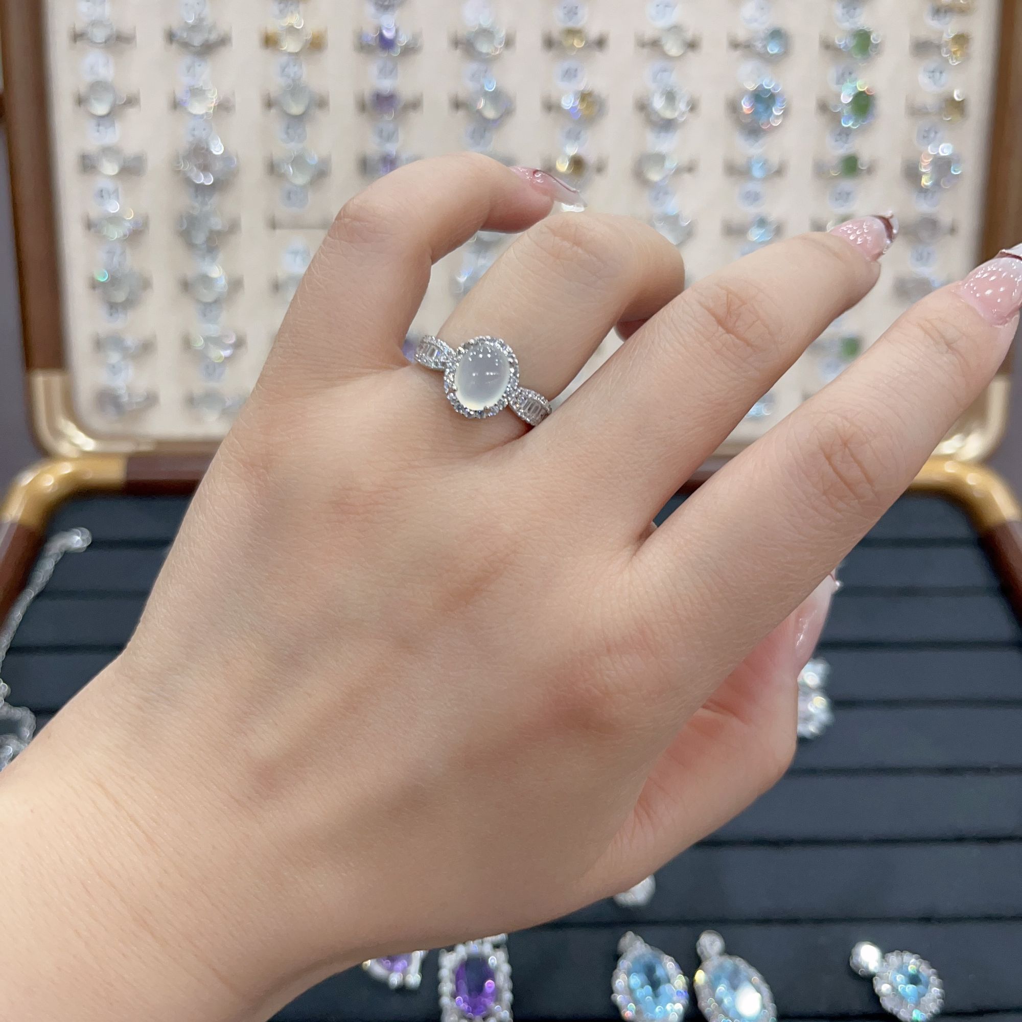 天然岫玉白冰 高冰高透 小蛮腰款s925银镶嵌