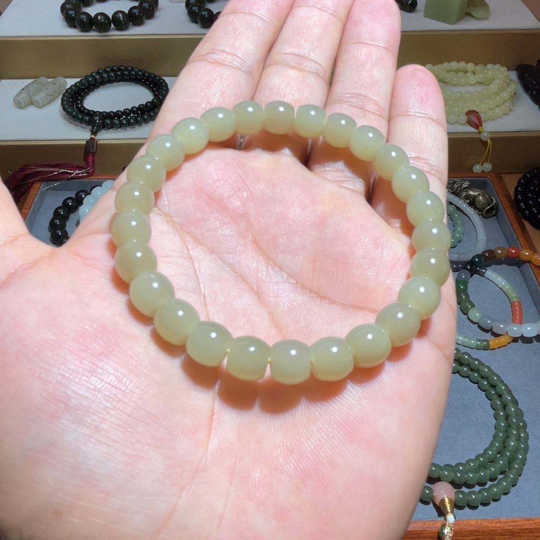 和田玉未镶嵌手串