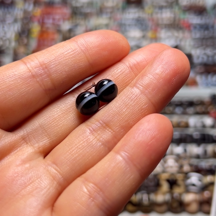 @***。玛瑙/玉髓未镶嵌颈饰