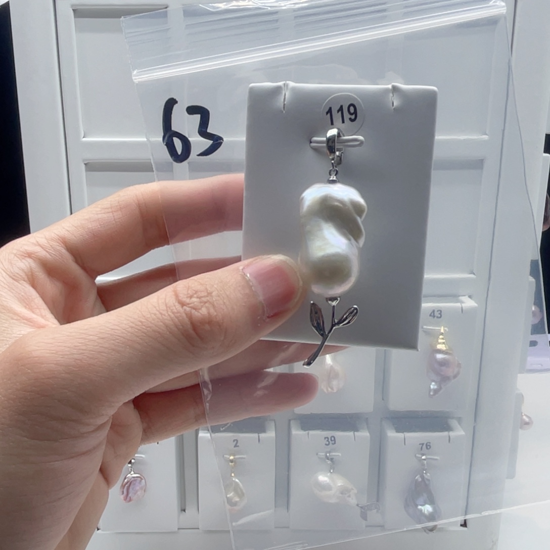 淡水珍珠颈饰合金