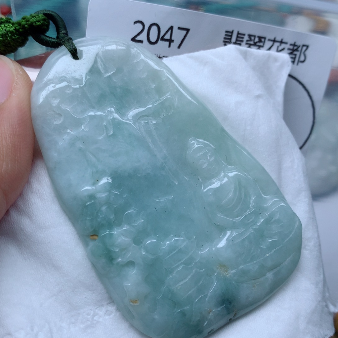 翡翠颈饰未镶嵌牌子 