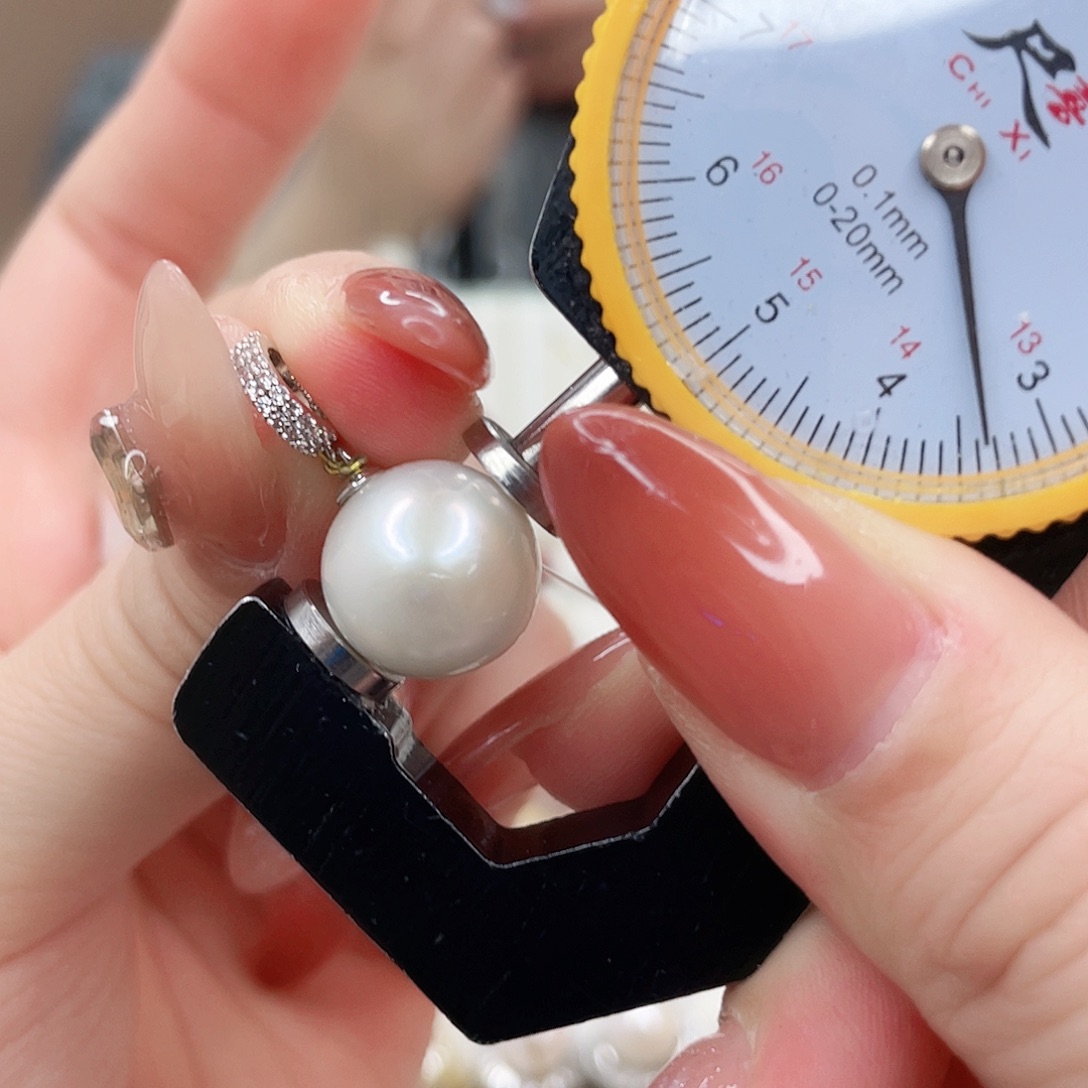 淡水珍珠颈饰未镶嵌