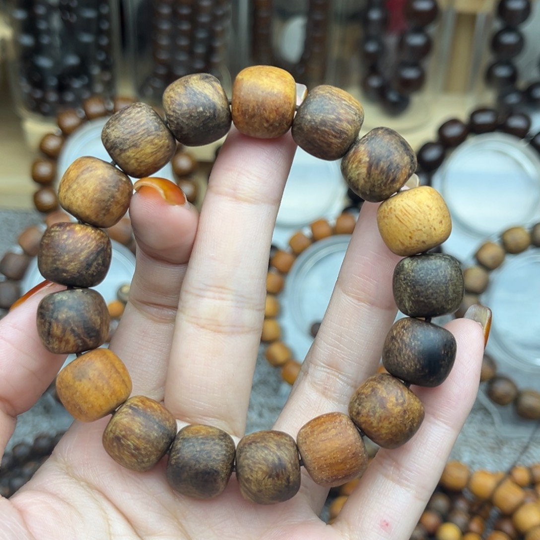 瑜***鱼贡木印尼12/13多宝珠粗抛
