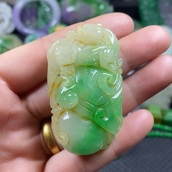 吊坠紫金钵盂菩提