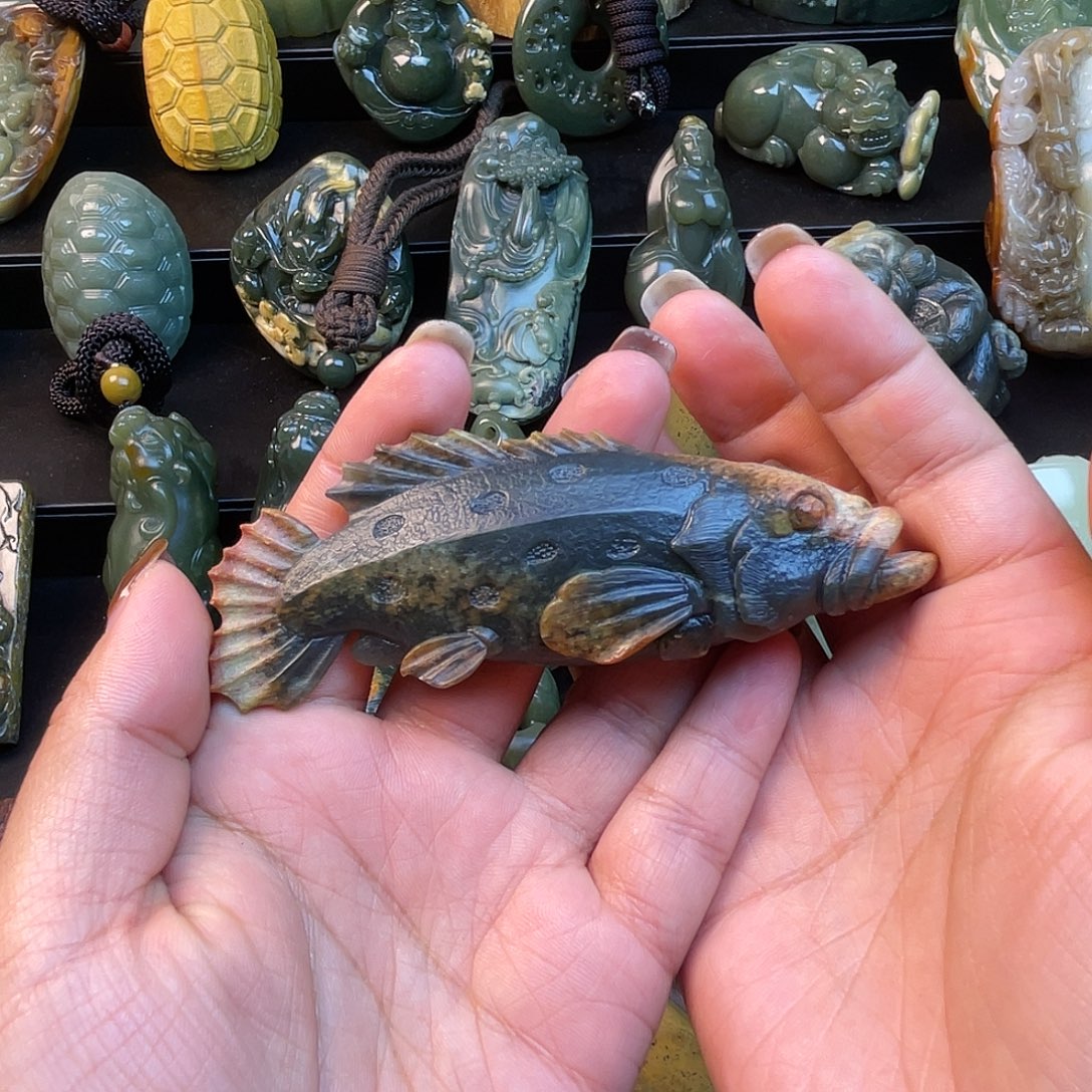 精***叟透闪石质玉未镶嵌手链