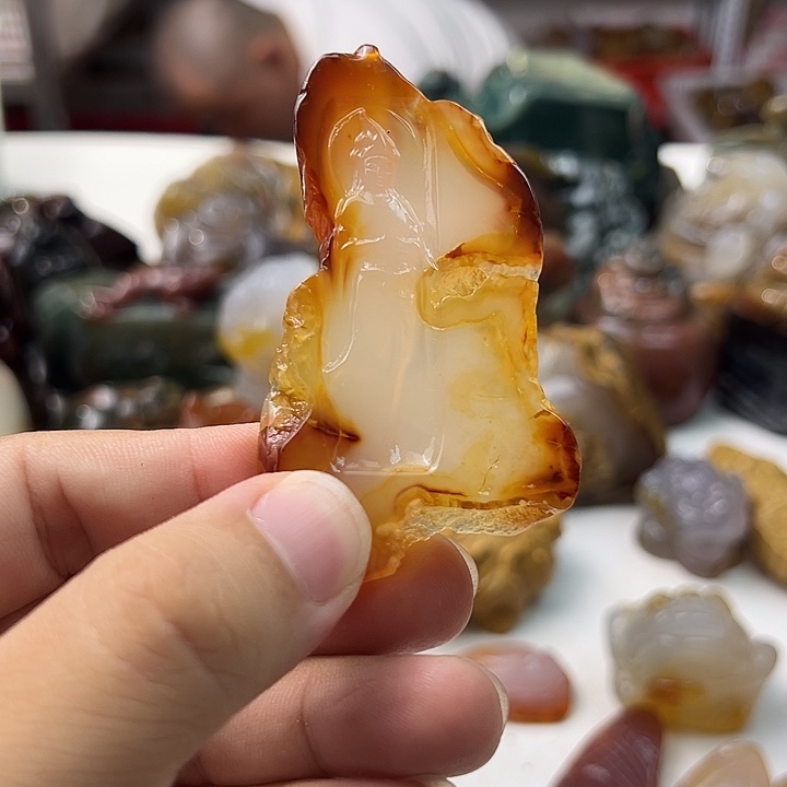 未镶嵌颈饰玛瑙/玉髓