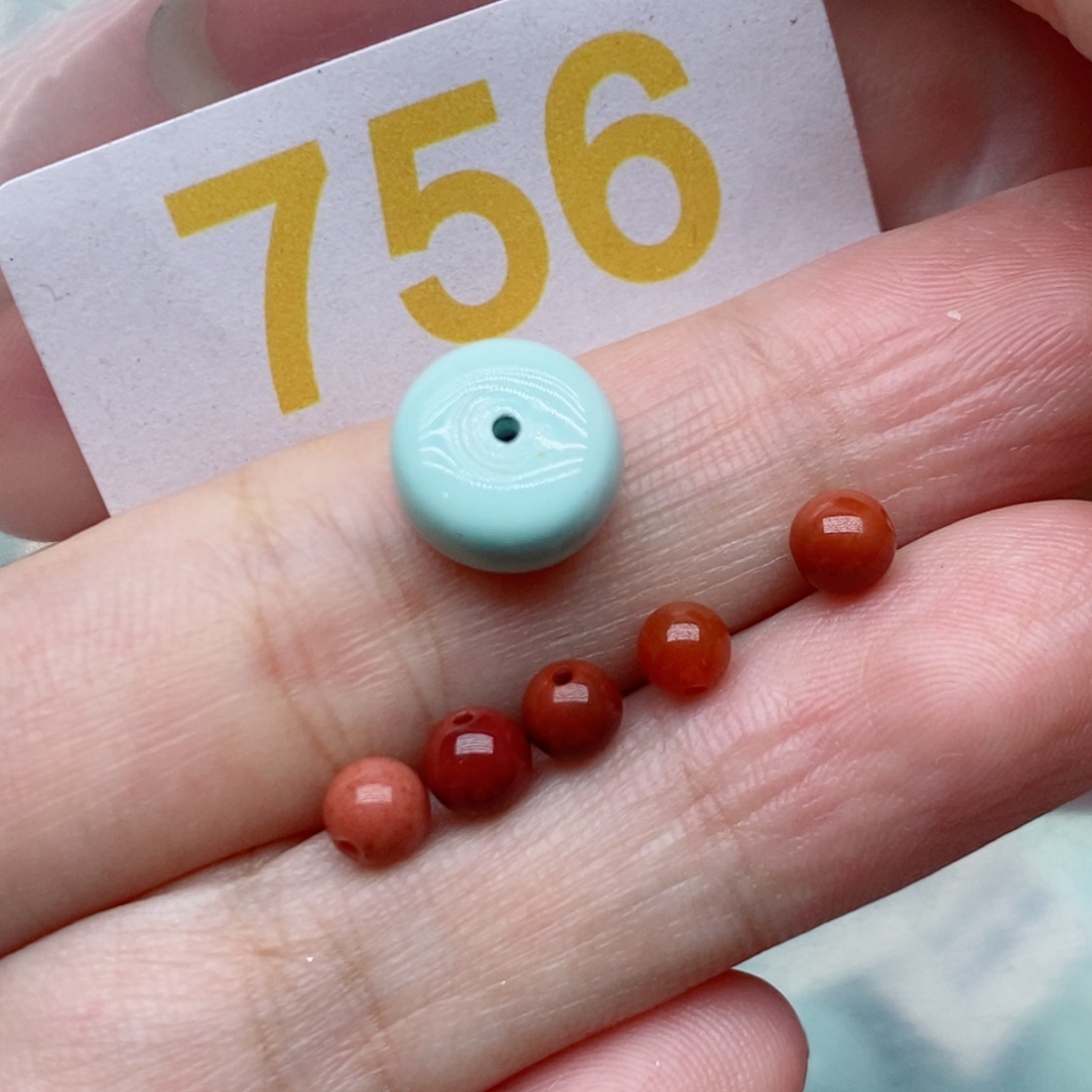 南红玛瑙未镶嵌珠宝奇石