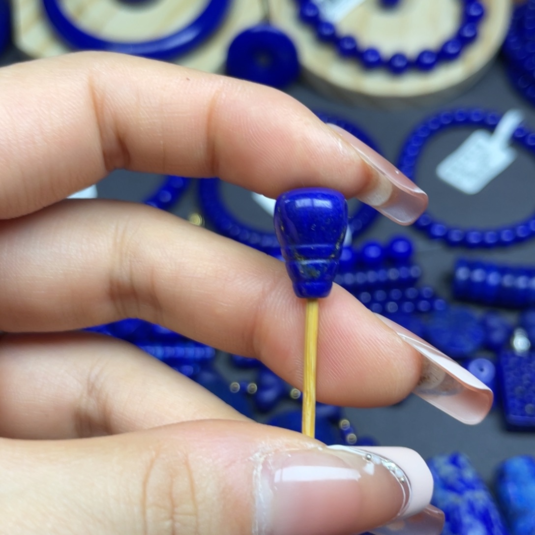 青金石未镶嵌三通