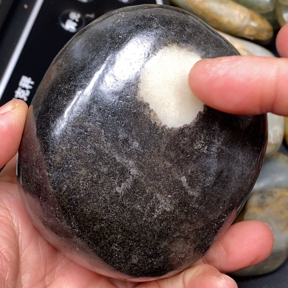 和田玉（糖玉）挂件未镶嵌