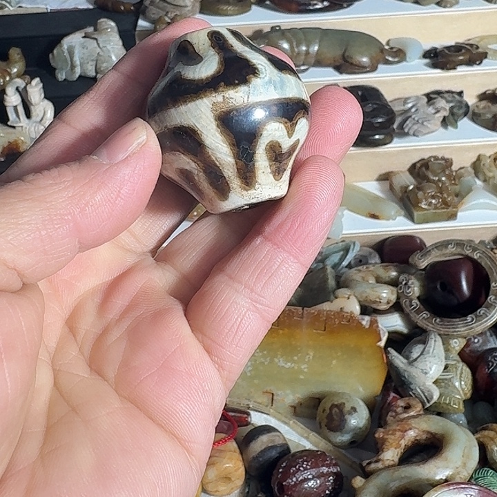 真***言和田玉（糖玉）未镶嵌挂件