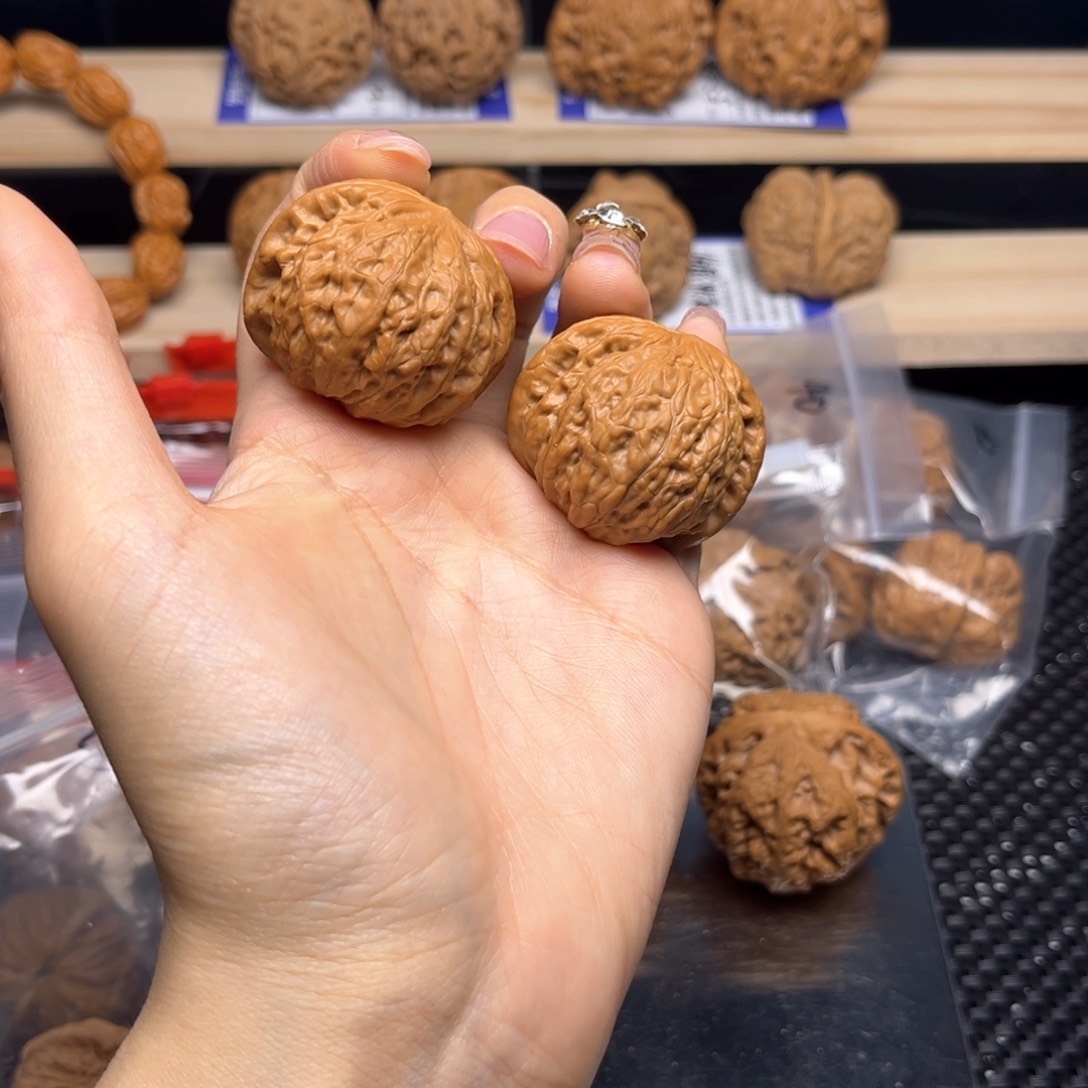 文玩核桃把件?****?铁锤39