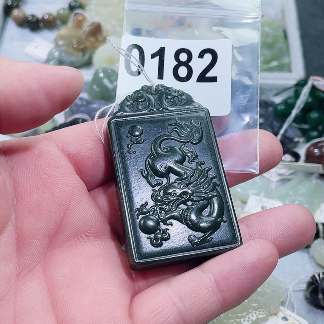 和田玉车挂未镶嵌