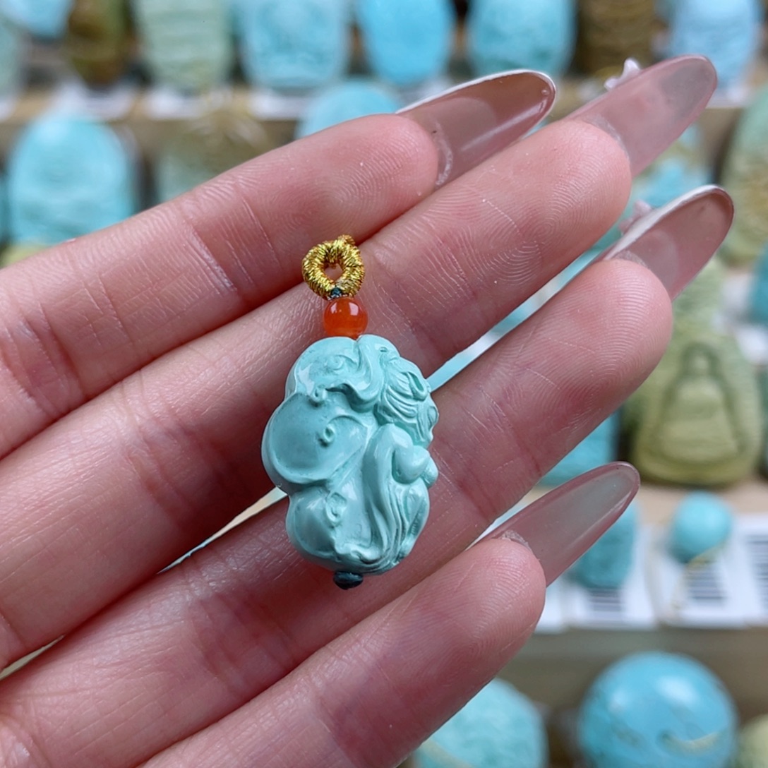 绿松石未镶嵌珠宝奇石