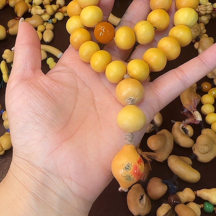 墨***渍水滴手持好看好看