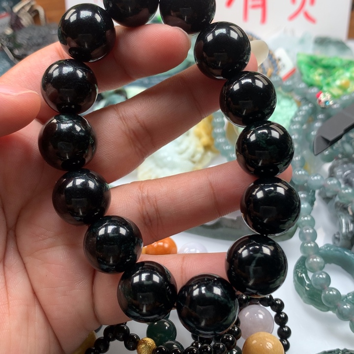翡翠颈饰未镶嵌保真天然A货翡翠