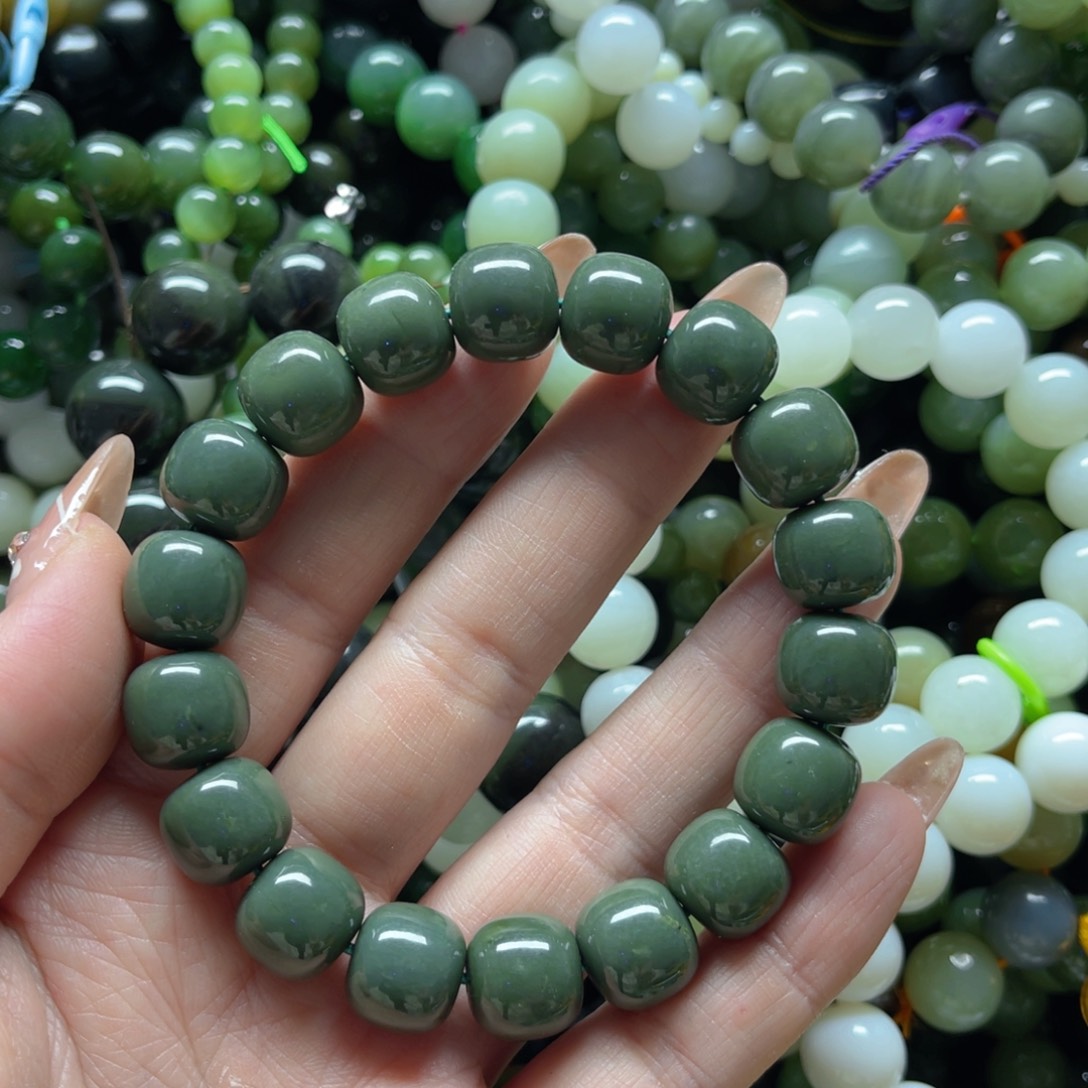 和田玉手串未镶嵌