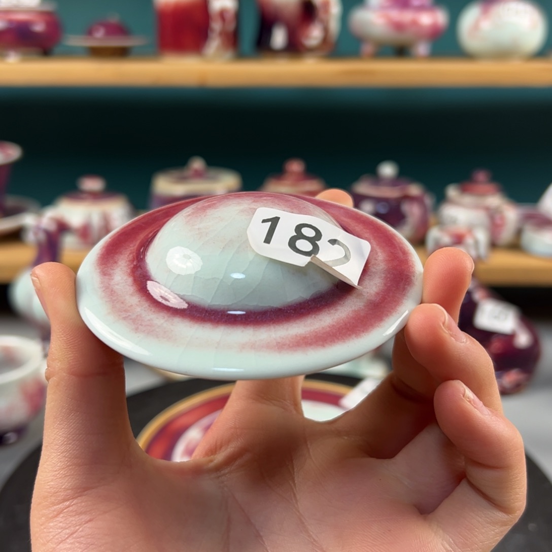 瓷片全品无暇飞碟盖置玉石釉纯手工