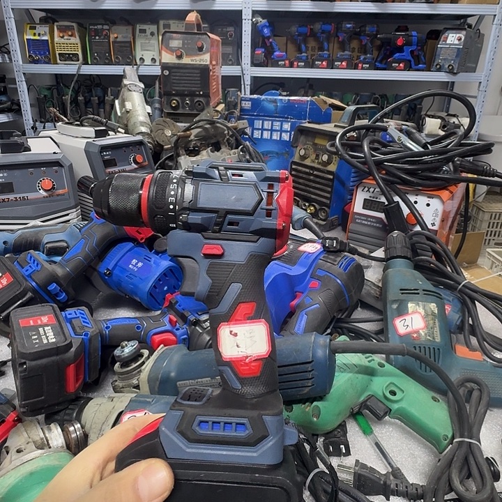 21v无刷充电钻，一机一电一充