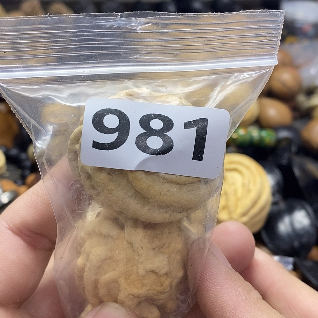 吊坠橄榄核涛文化交流