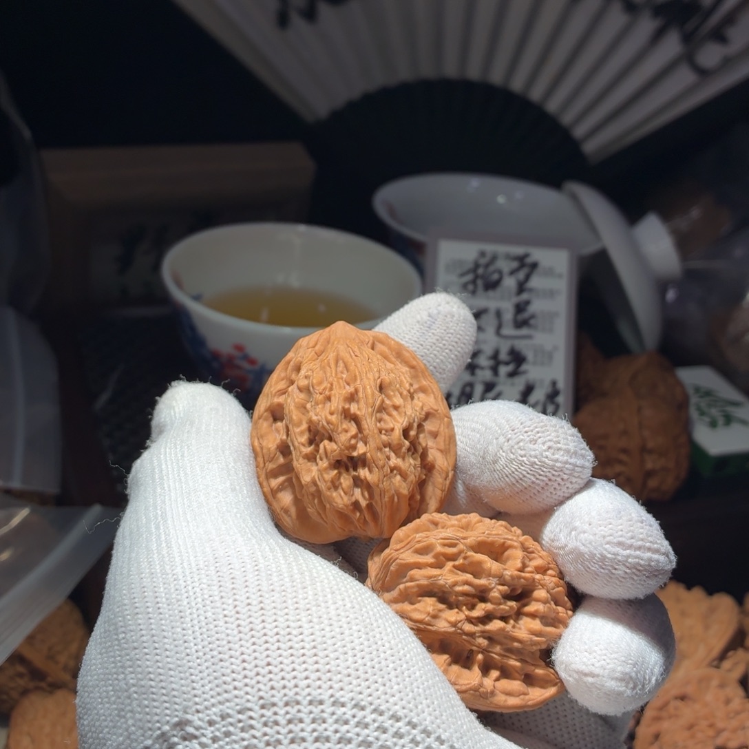文玩核桃吊坠虎头 39+全品