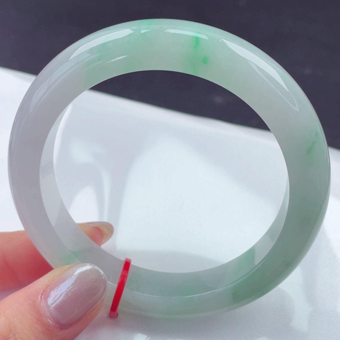 翡翠未镶嵌手镯58圈口