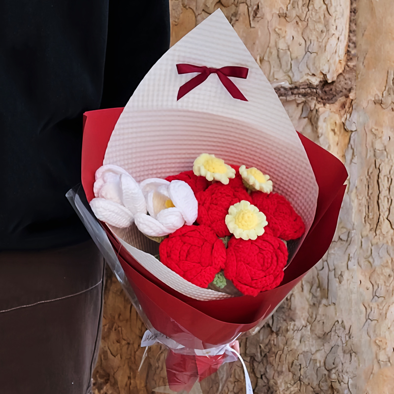 成品针织花束玫瑰毛线编织手工永生花创意仿真送闺蜜女友生日礼物