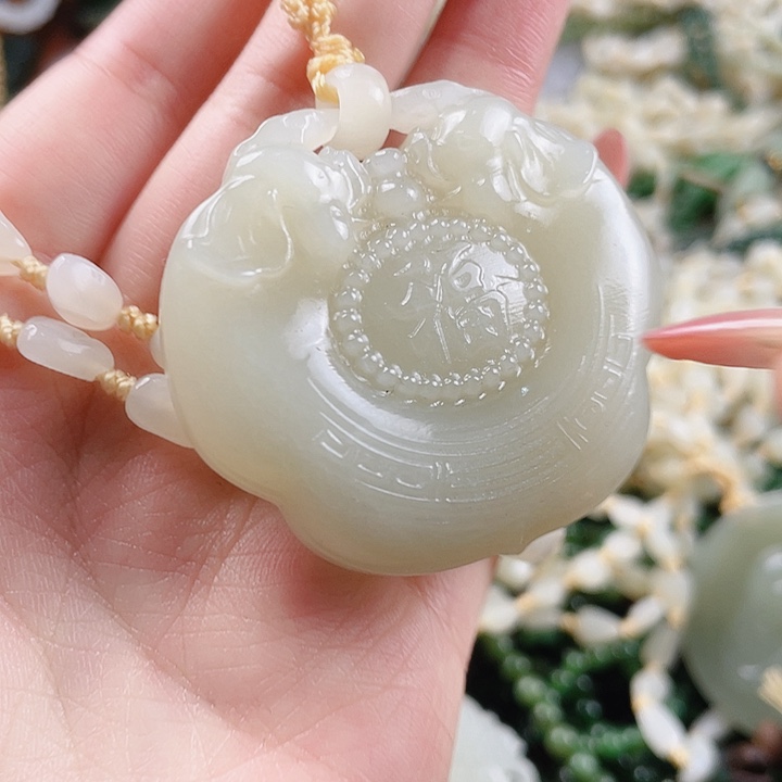 未镶嵌和田玉挂件