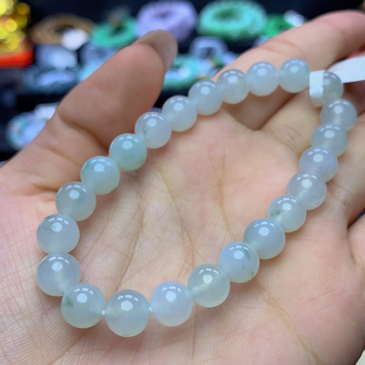 翡翠手链未镶嵌翡翠