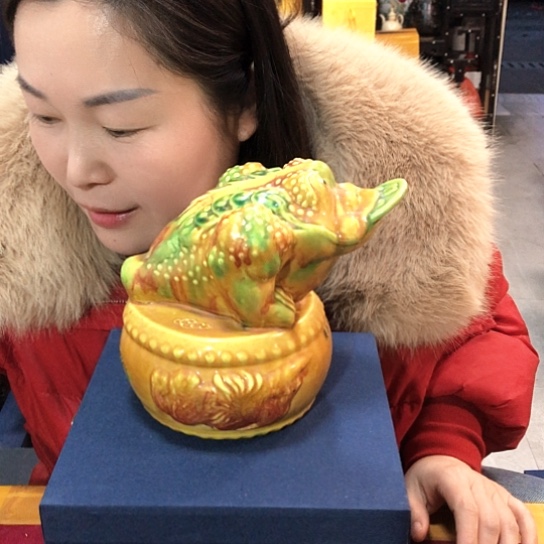 瓷片瓷器活在当下最流行