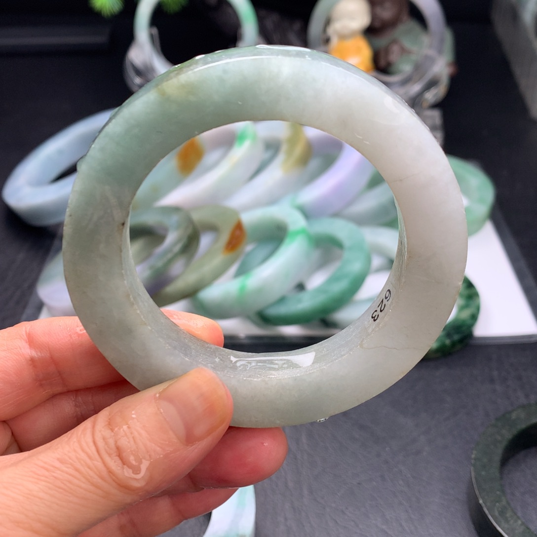定制翡翠正未镶嵌