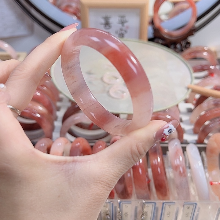 石英质玉手镯未镶嵌A****·