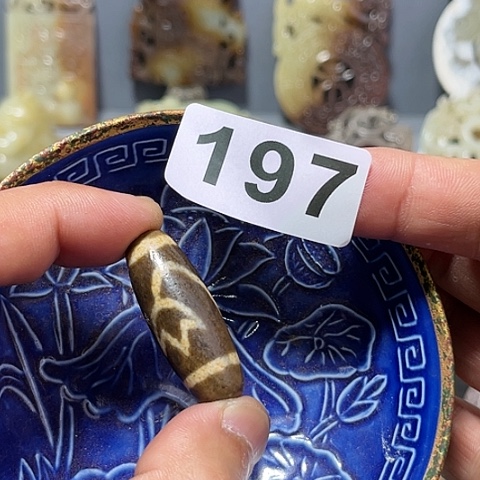 摆件瓷器是古代陶瓷器物用陶器进行陶