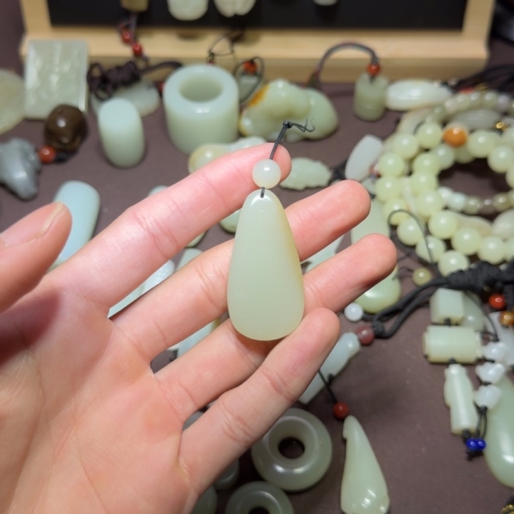 和田玉吊坠(不含链)未镶嵌长*