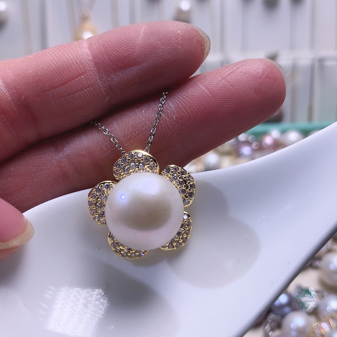 淡水珍珠颈饰合金