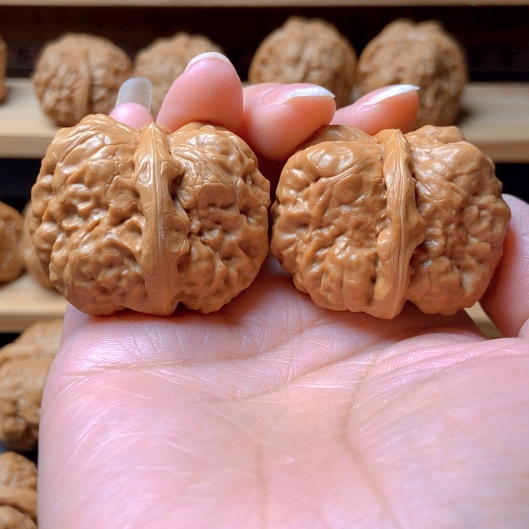 文玩核桃吊坠一****~蛤蟆头