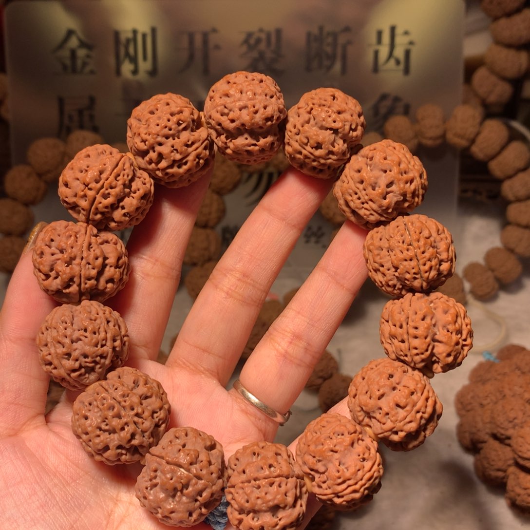 金刚菩提手串23。            