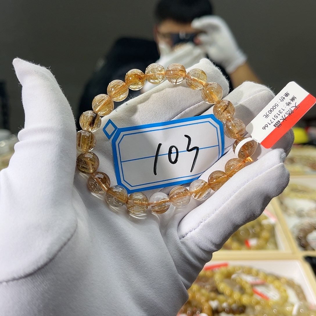 水晶手链未镶嵌晶莹剔透