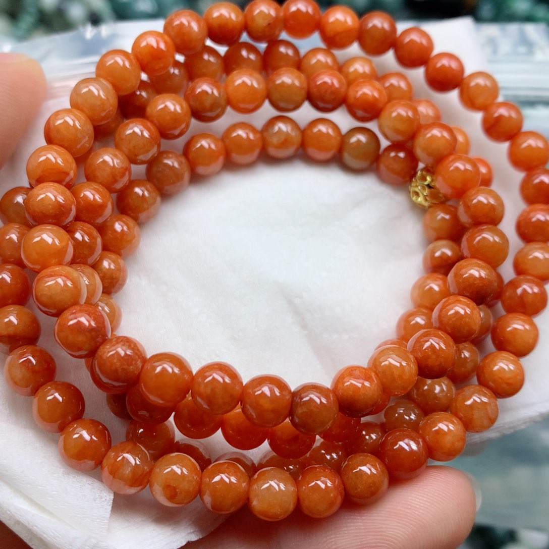 翡翠颈饰未镶嵌手串