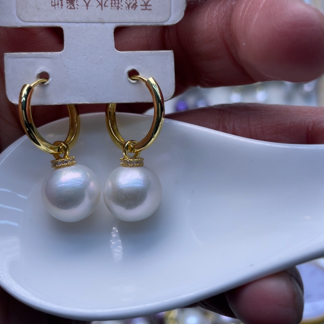 未镶嵌淡水珍珠耳饰