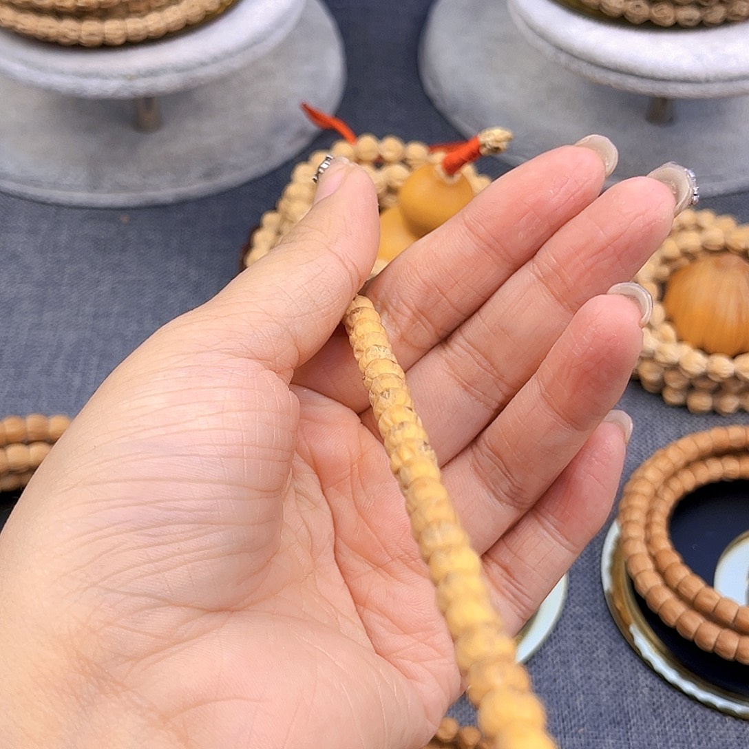 凉***夢柏香籽/百香籽吊坠