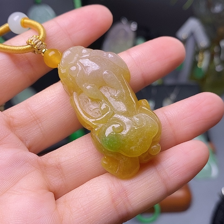 吊坠(赠链)未镶嵌翡翠