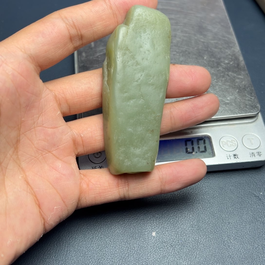 未镶嵌和田玉（糖玉）挂件