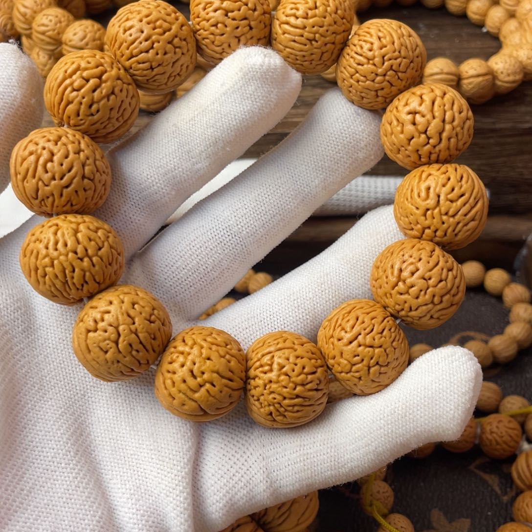 吊坠桃核矮桩白月光