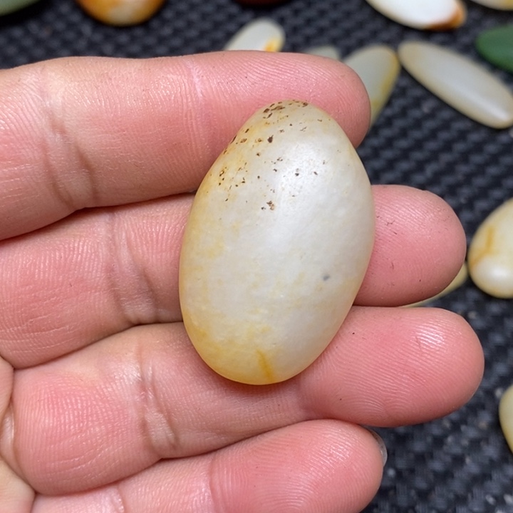 和田玉（白玉）珠宝奇石未镶嵌