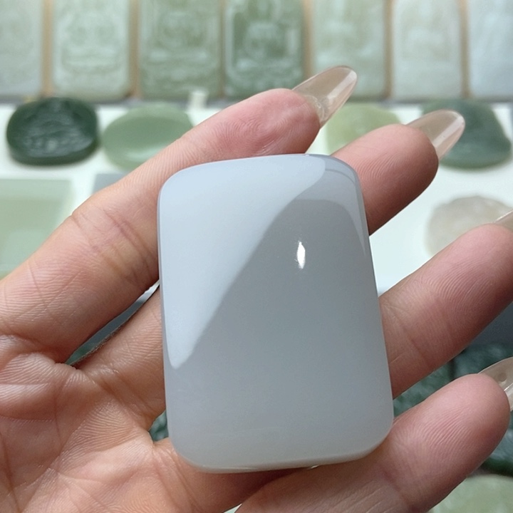 和田玉颈饰未镶嵌小*