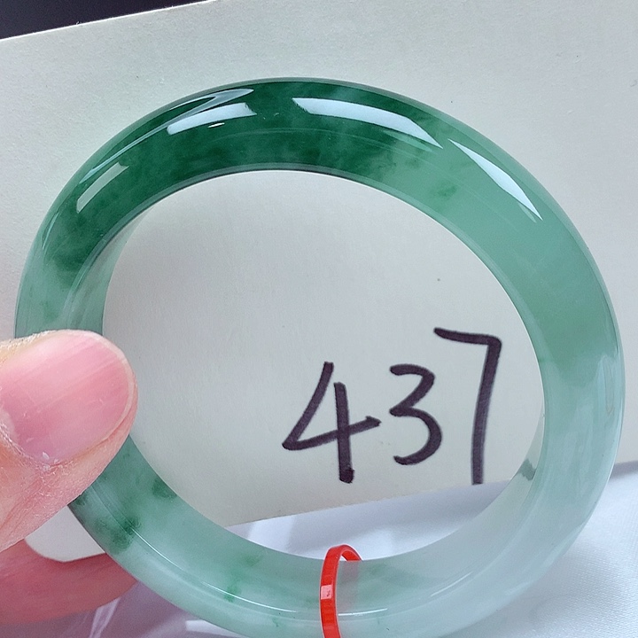 翡翠未镶嵌手镯翡翠