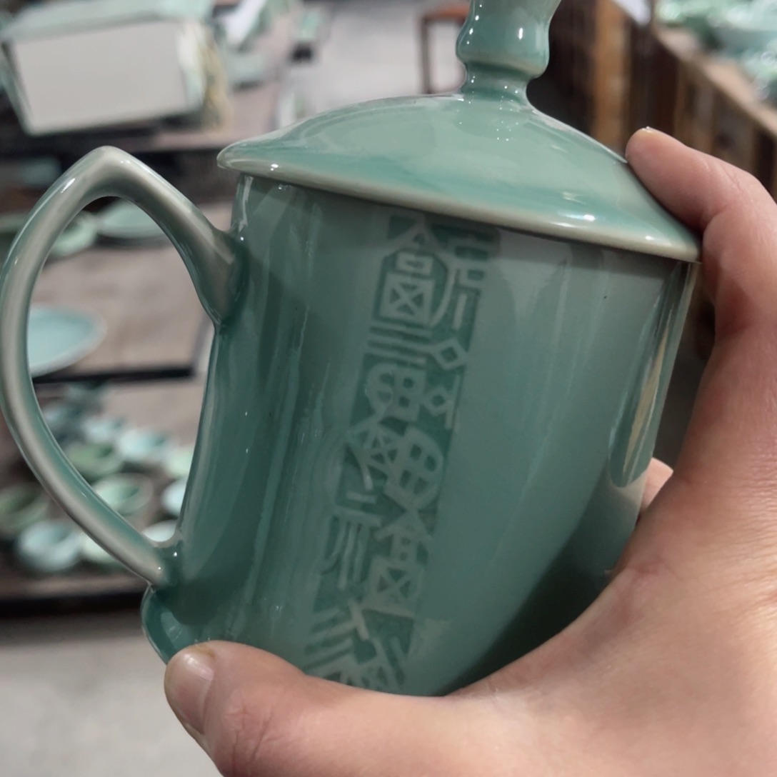 瓷片哈哈哈哈哈哈哈哈哈