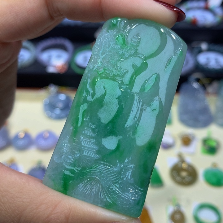 翡翠手链未镶嵌翡翠